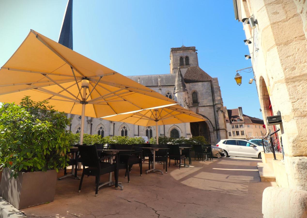 Le Corbeau Hotel Auxonne Exterior foto